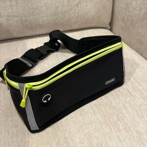 Crossbody Walk/Run Bag
